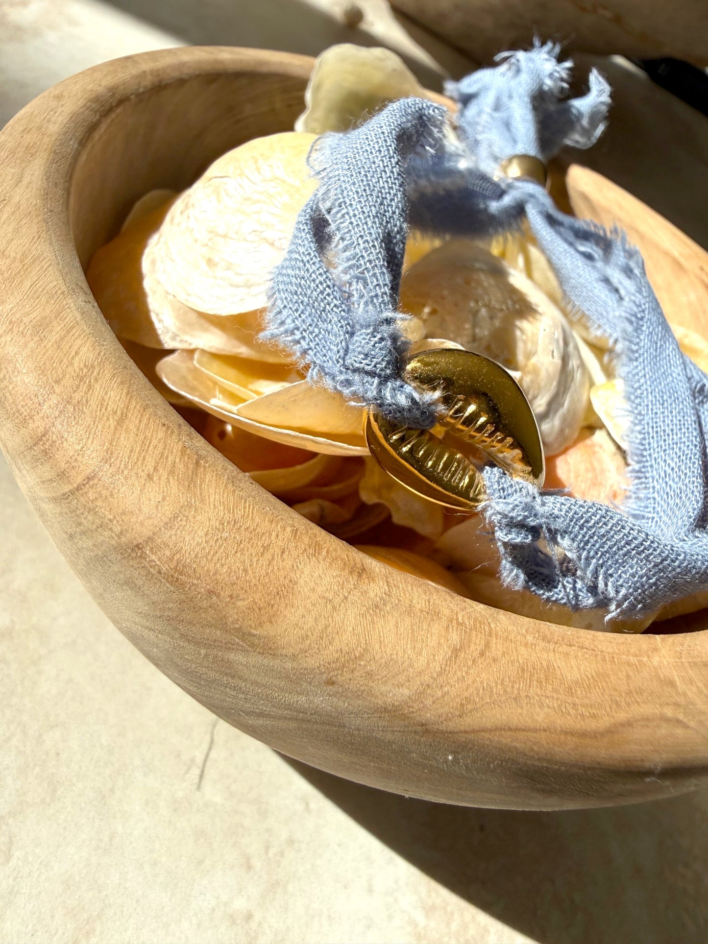 Sky Shell Tie Kids Bracelet